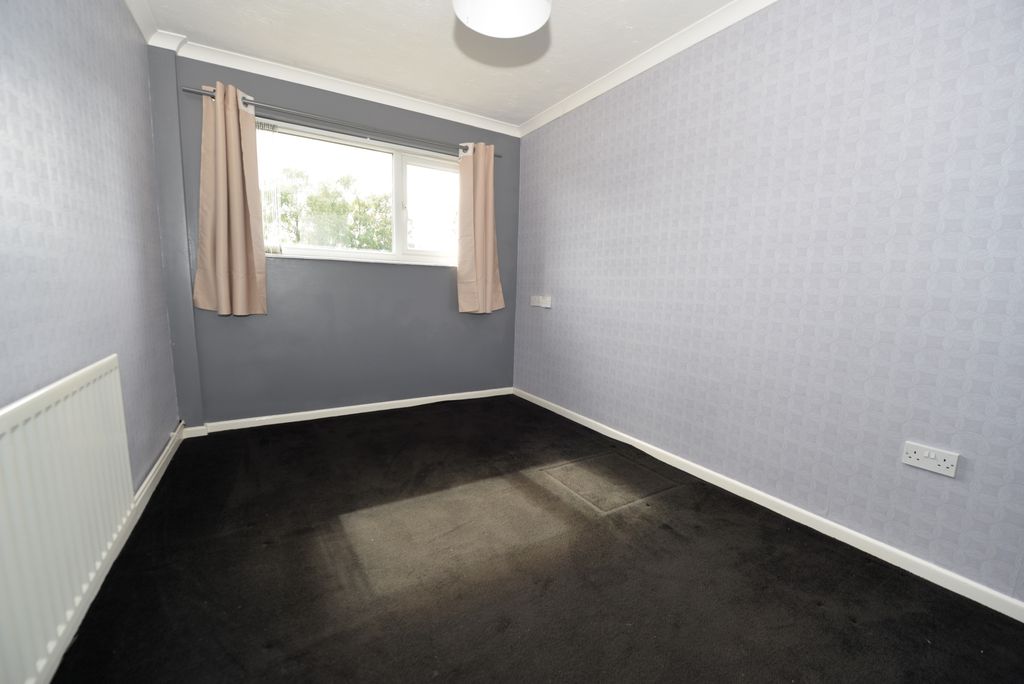 Property photo 3 of 6