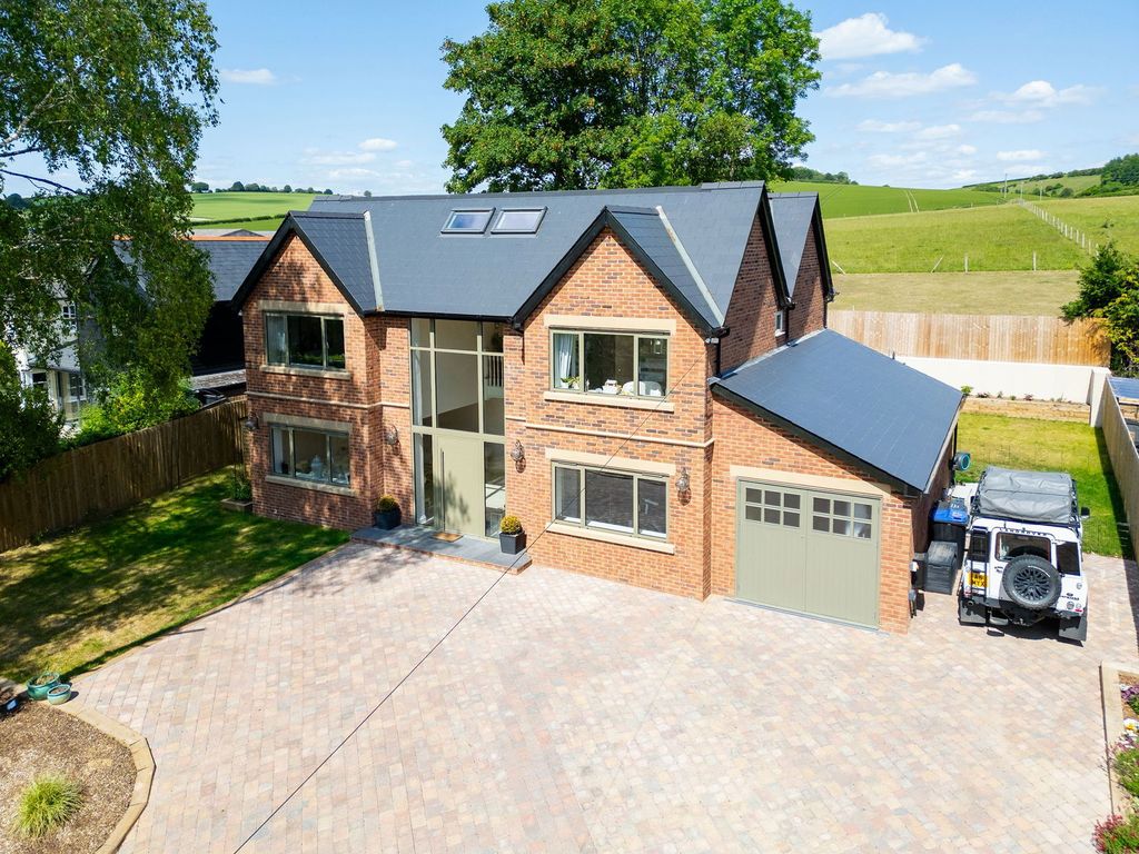 Property photo 1 of 40