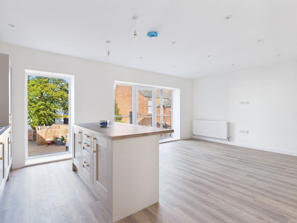 Property photo 2 of 11 Open Plan Kitchen