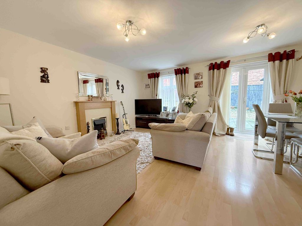 Property photo 2 of 15 Gallery