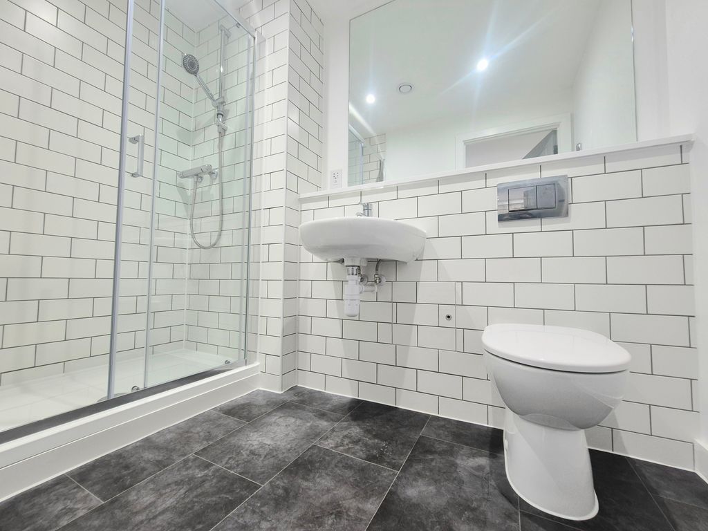 Property photo 3 of 11 Image