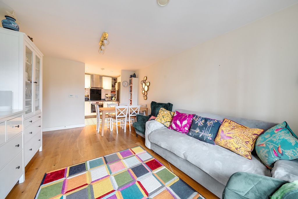 Property photo 2 of 18 Reception Room