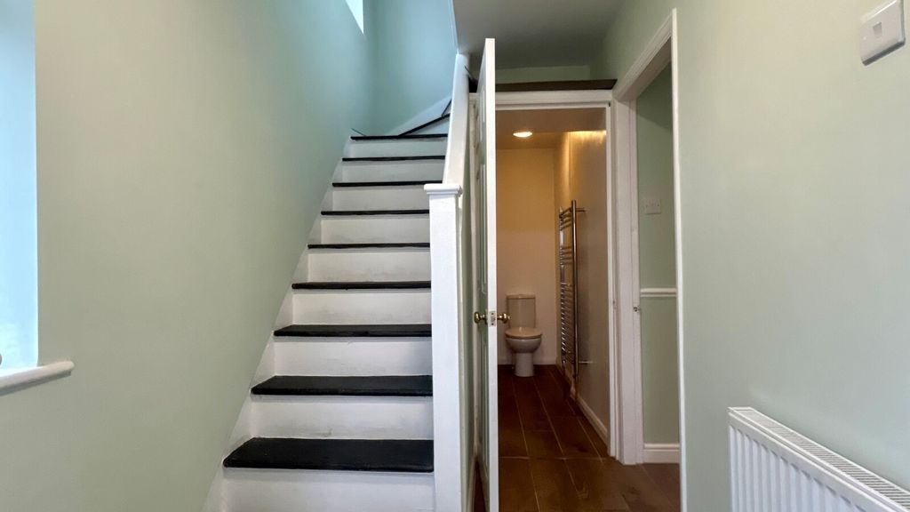 Property photo 2 of 15 Picture No. 01