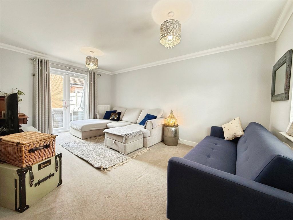 Property photo 3 of 25 Picture No. 04