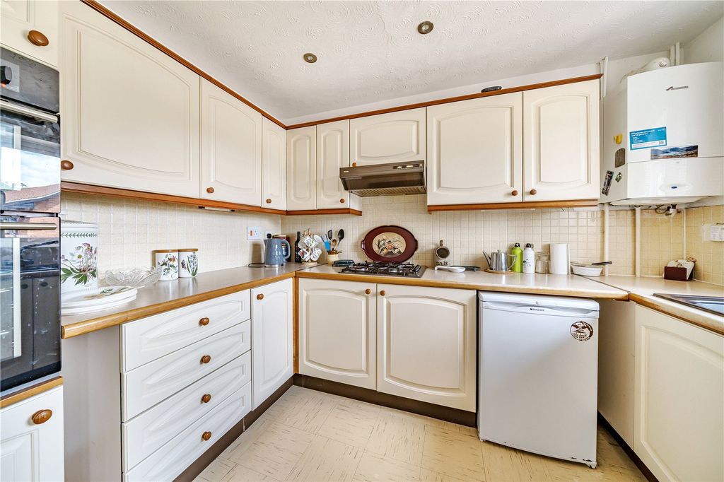 Property photo 3 of 12 Picture No. 05
