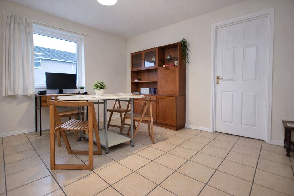 Property photo 3 of 7 Picture No. 04