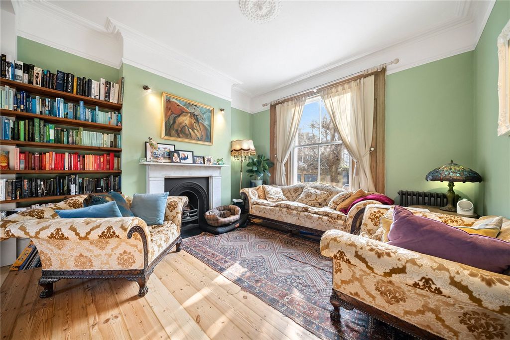 Property photo 2 of 16 Reception