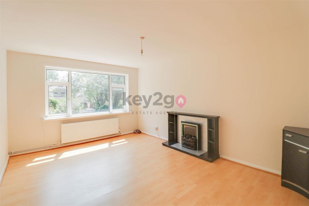 Property photo 2 of 17 Img_0254-Img_0256.Jpg