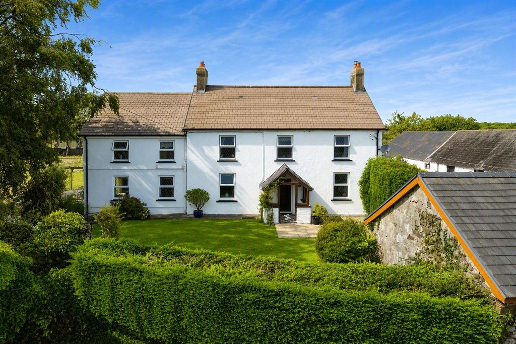Property photo 1 of 44 Picture No. 80
