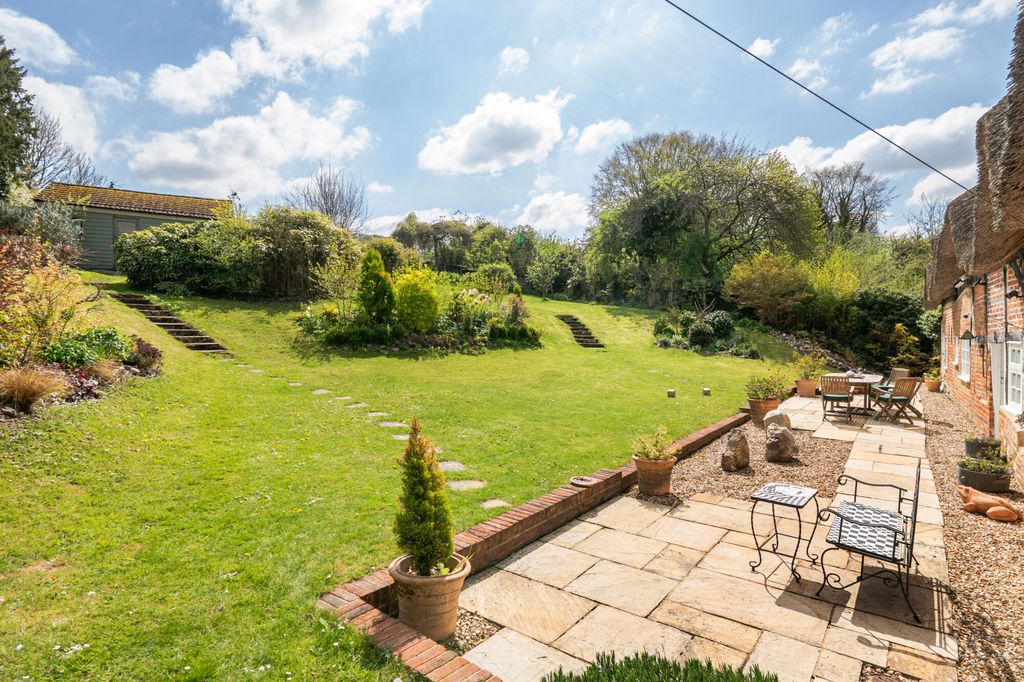 Property photo 2 of 18