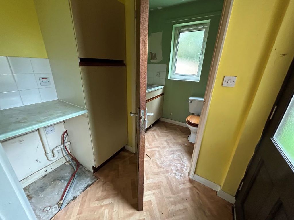 Property photo 3 of 9