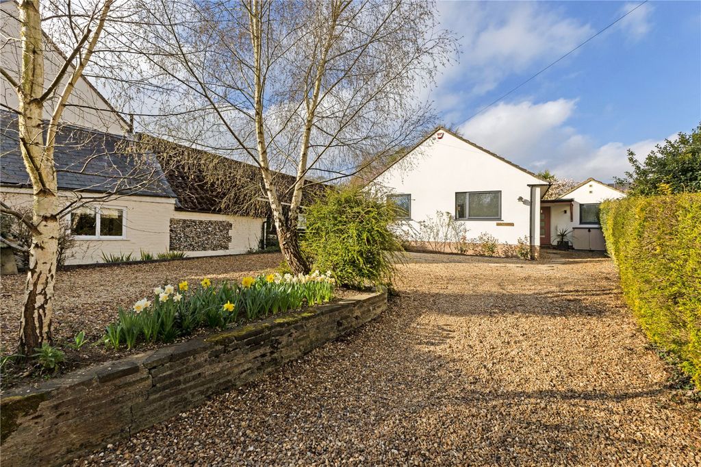 Property photo 1 of 18 Front