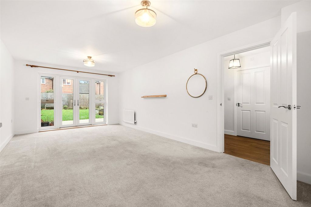 Property photo 2 of 15 Picture No. 05