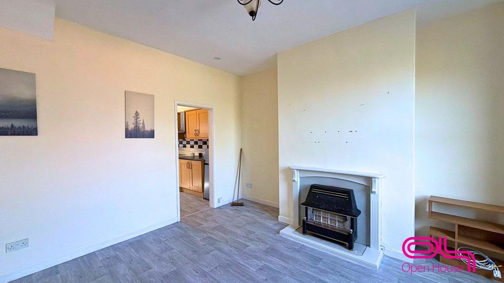 Property photo 1 of 10 Untitled Design - 2026-04-09T173832.441.Png