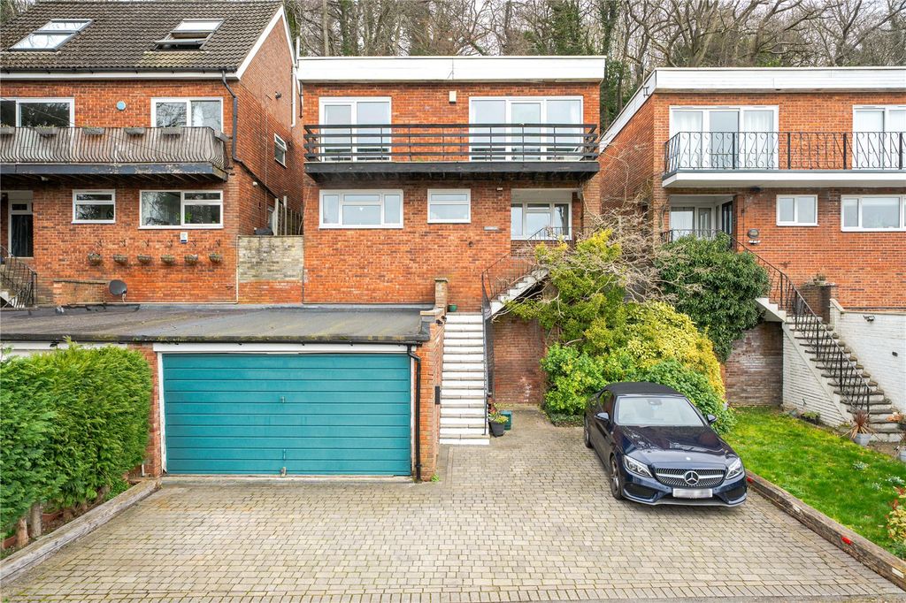 Property photo 2 of 17 Picture 2