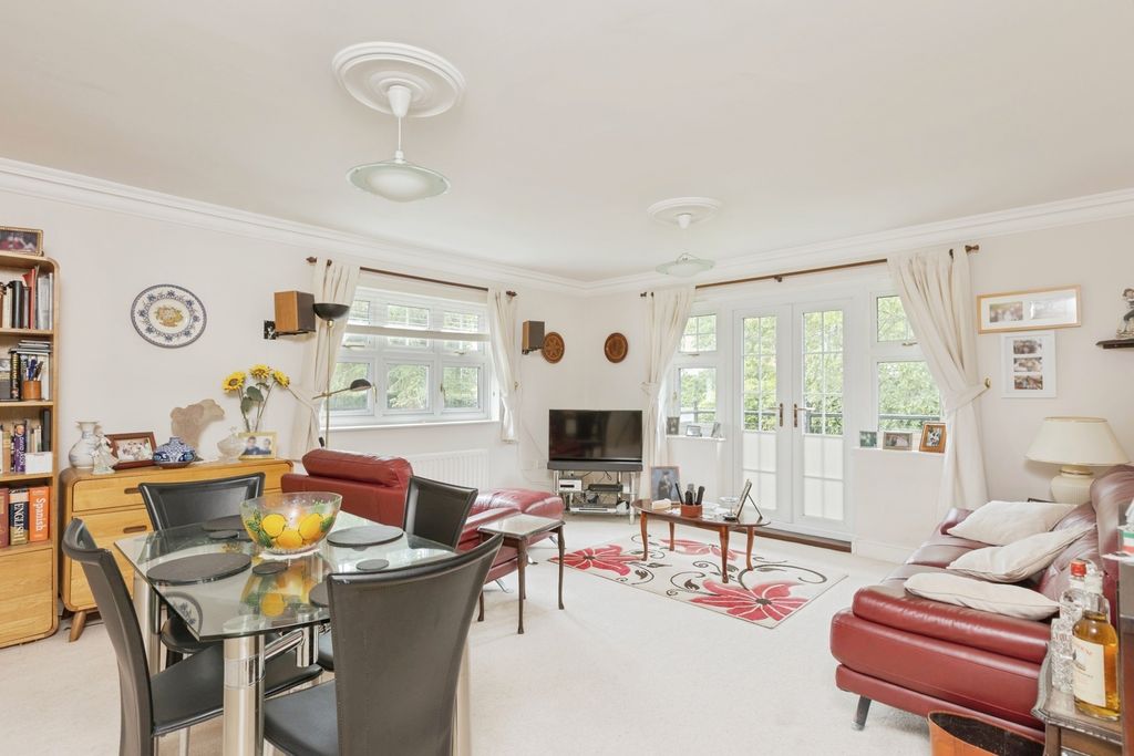 Property photo 2 of 14 Pbox-Img.Jpg