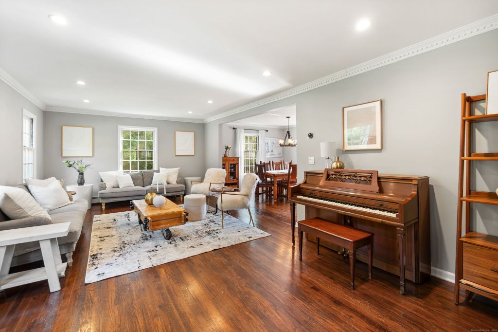 Property photo 2 of 9 <Alttext/>