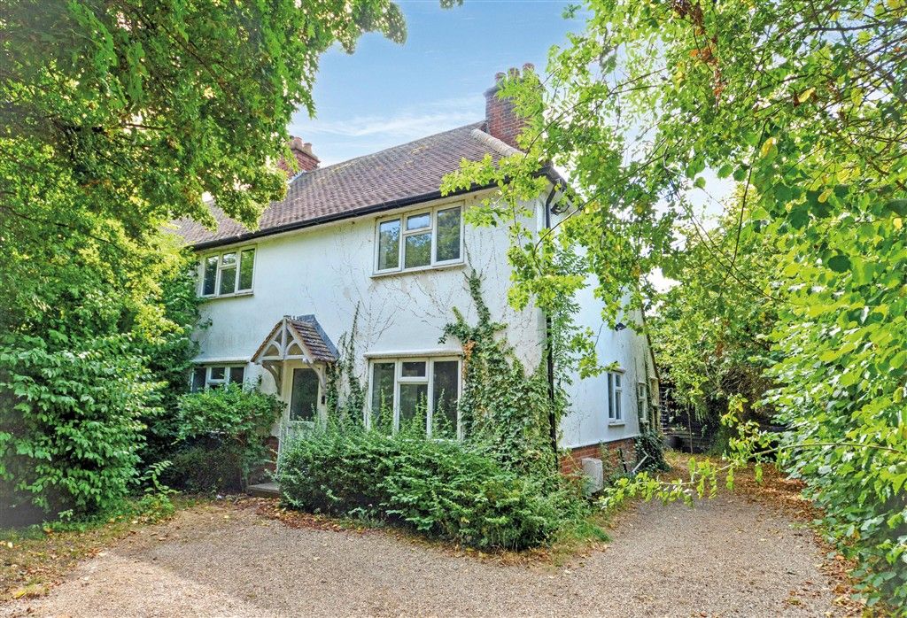 Property photo 1 of 5