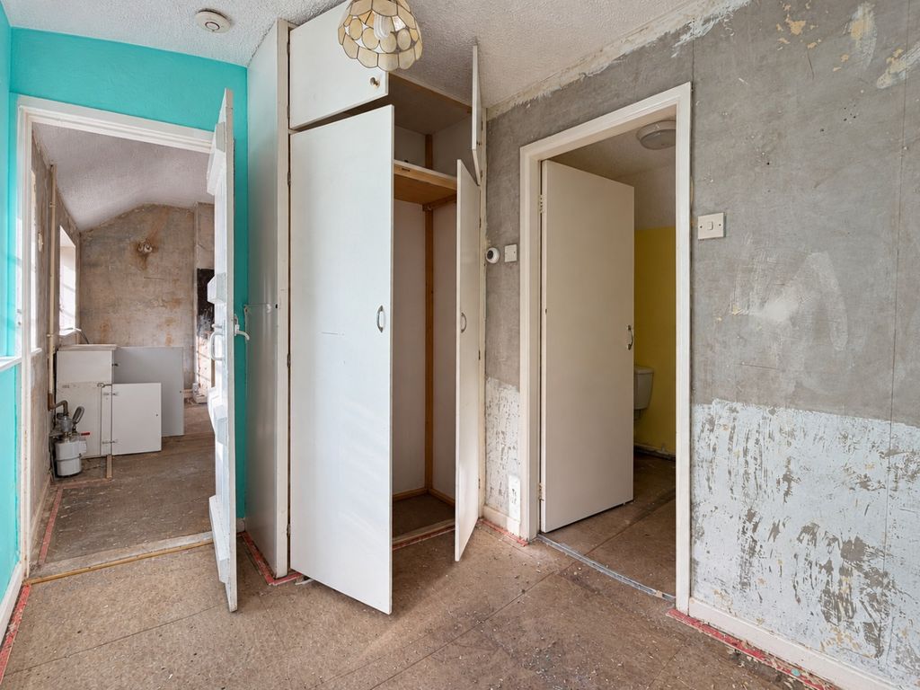 Property photo 3 of 12 5544582