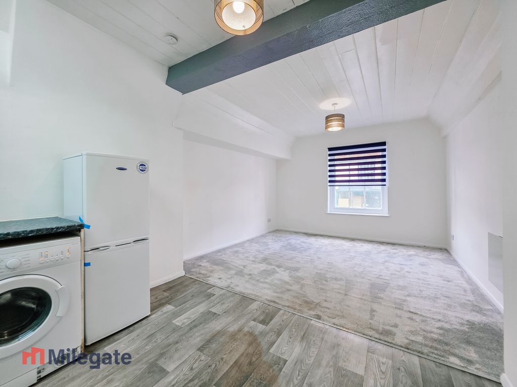 Property photo 1 of 10 Photo 1