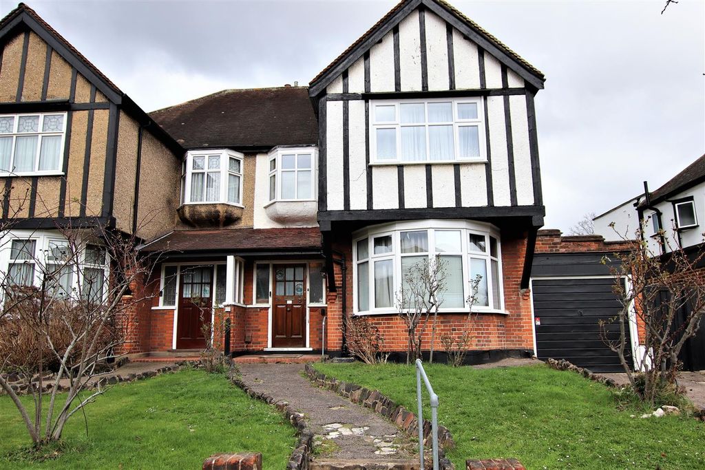 Property photo 1 of 13