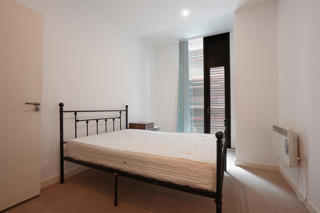 Property photo 3 of 17 Bedroom 2