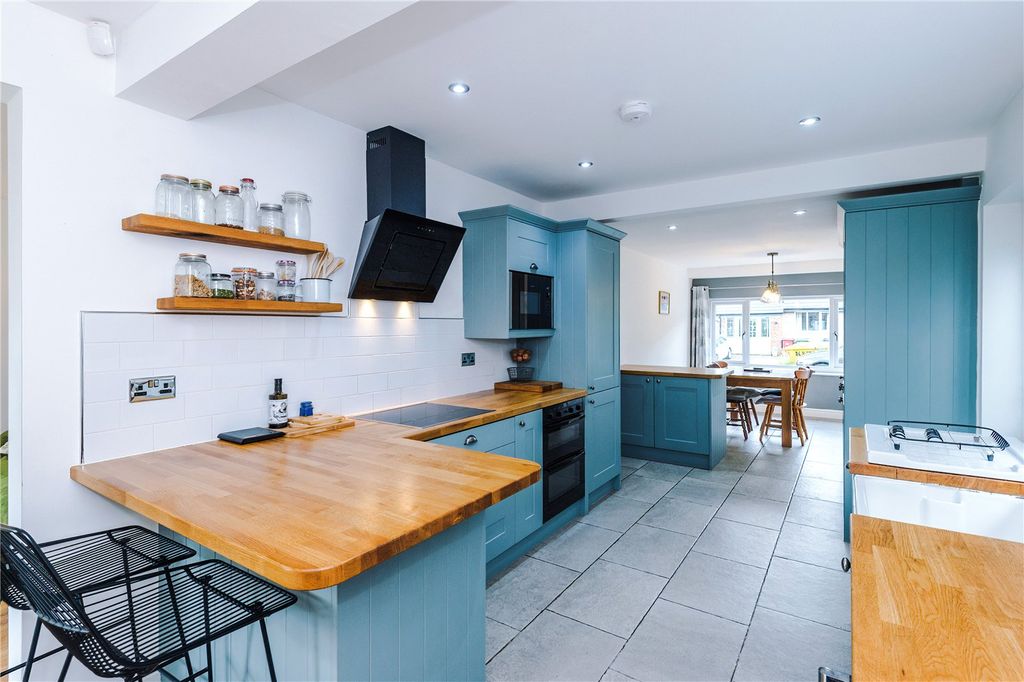 Property photo 3 of 49 Picture No. 88