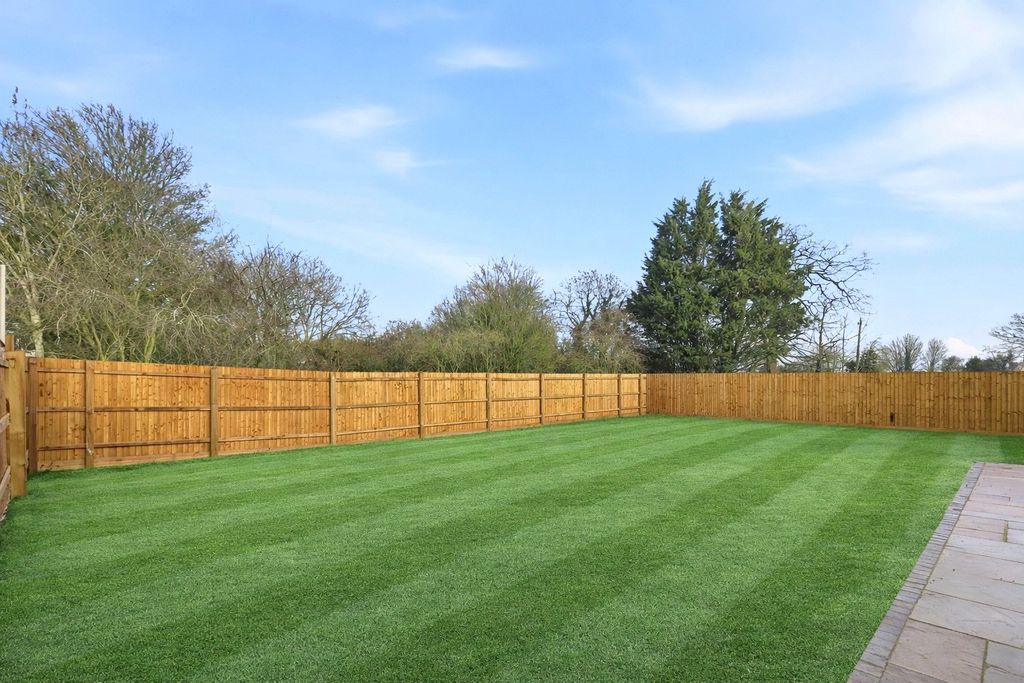 Property photo 3 of 27 Picture No. 39