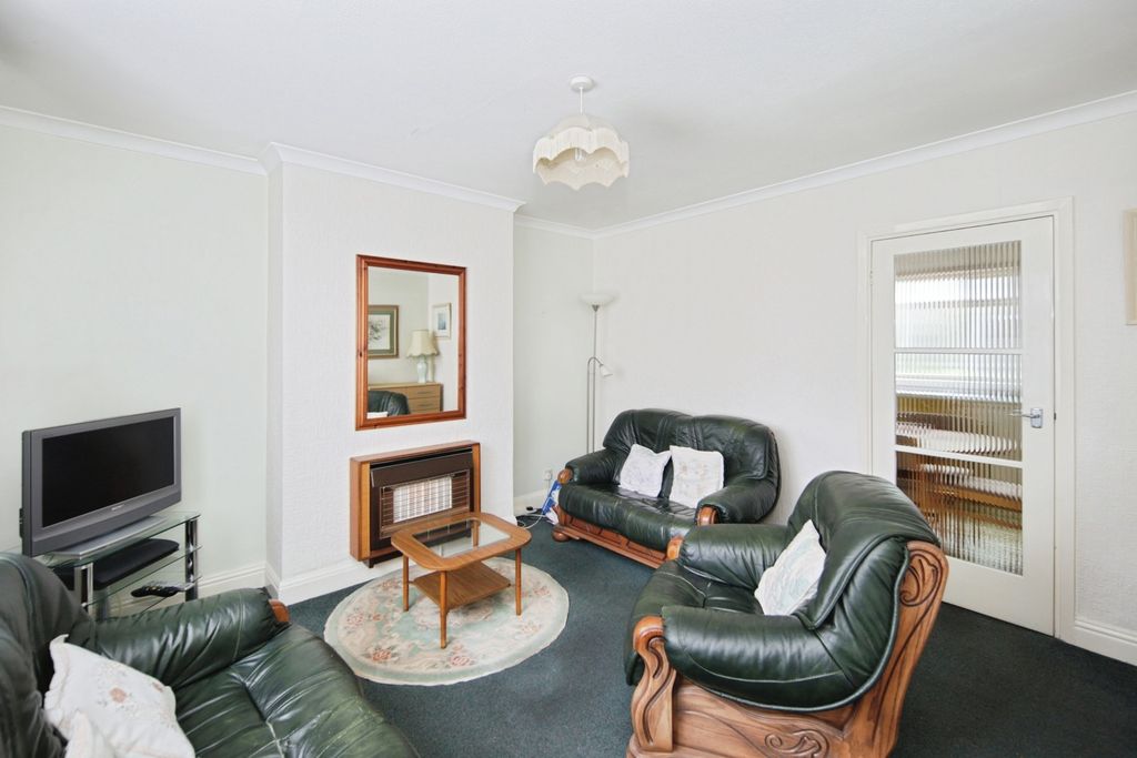 Property photo 2 of 13 Photo