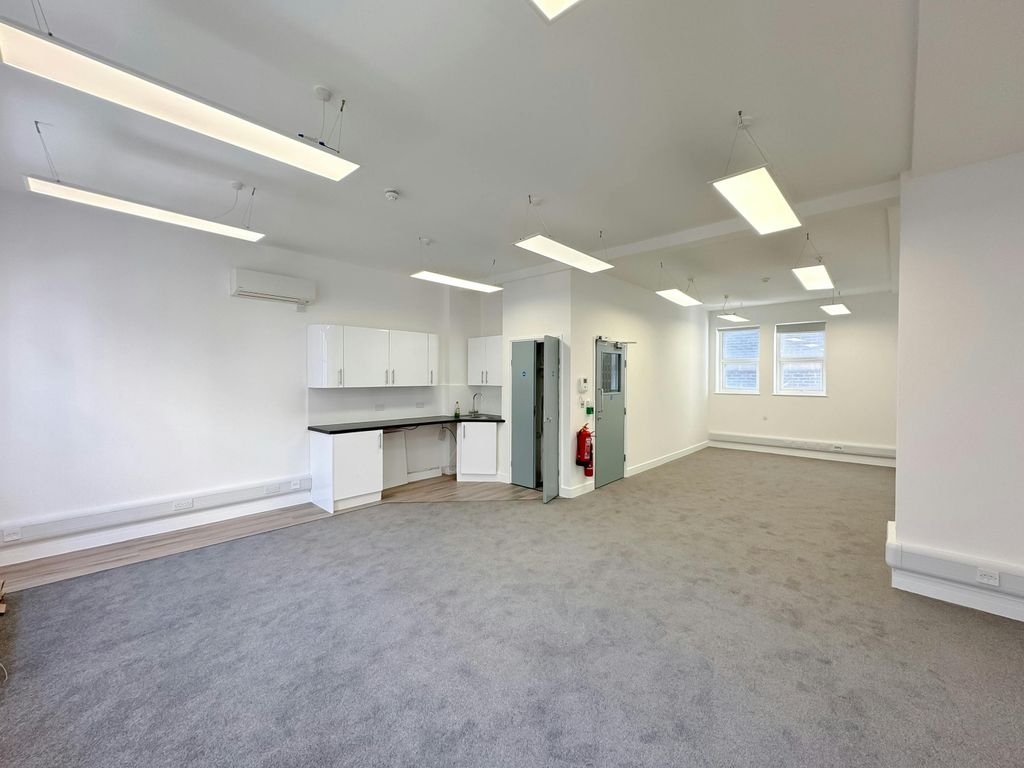 Property photo 1 of 8 Image 30.Jpg