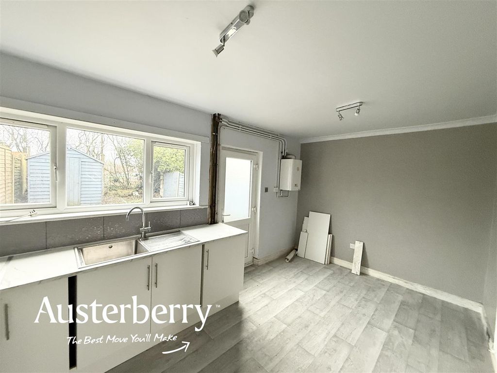 Property photo 3 of 12 Img_2318.Jpg