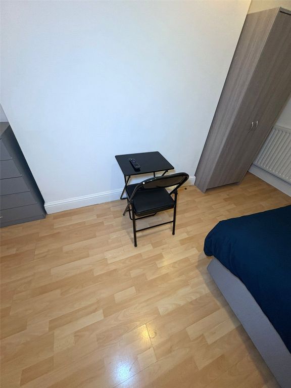 Property photo 3 of 10 Picture No. 04