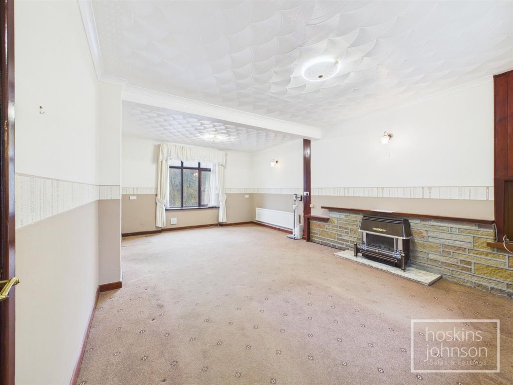 Property photo 3 of 18 Lounge/Diner