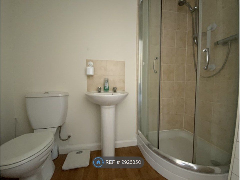 Property photo 3 of 5 Shower Room