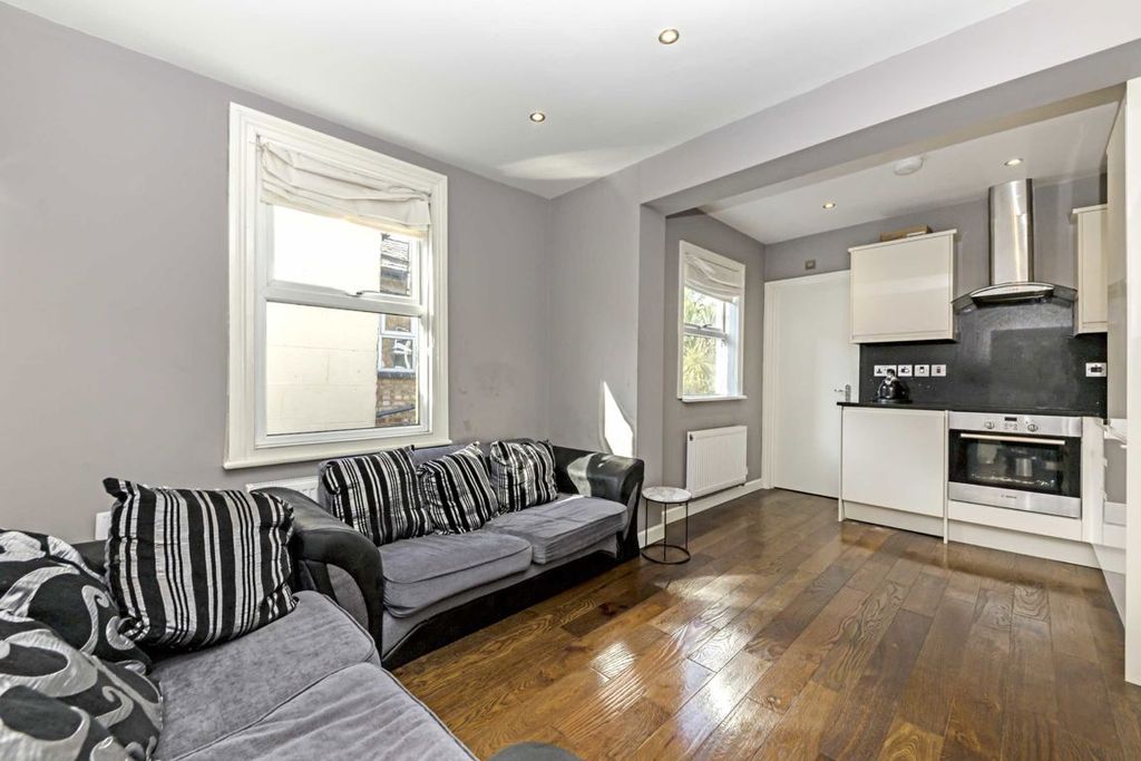 Property photo 2 of 4