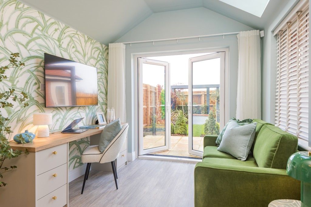 Property photo 3 of 12 Knights Grove, Newbury