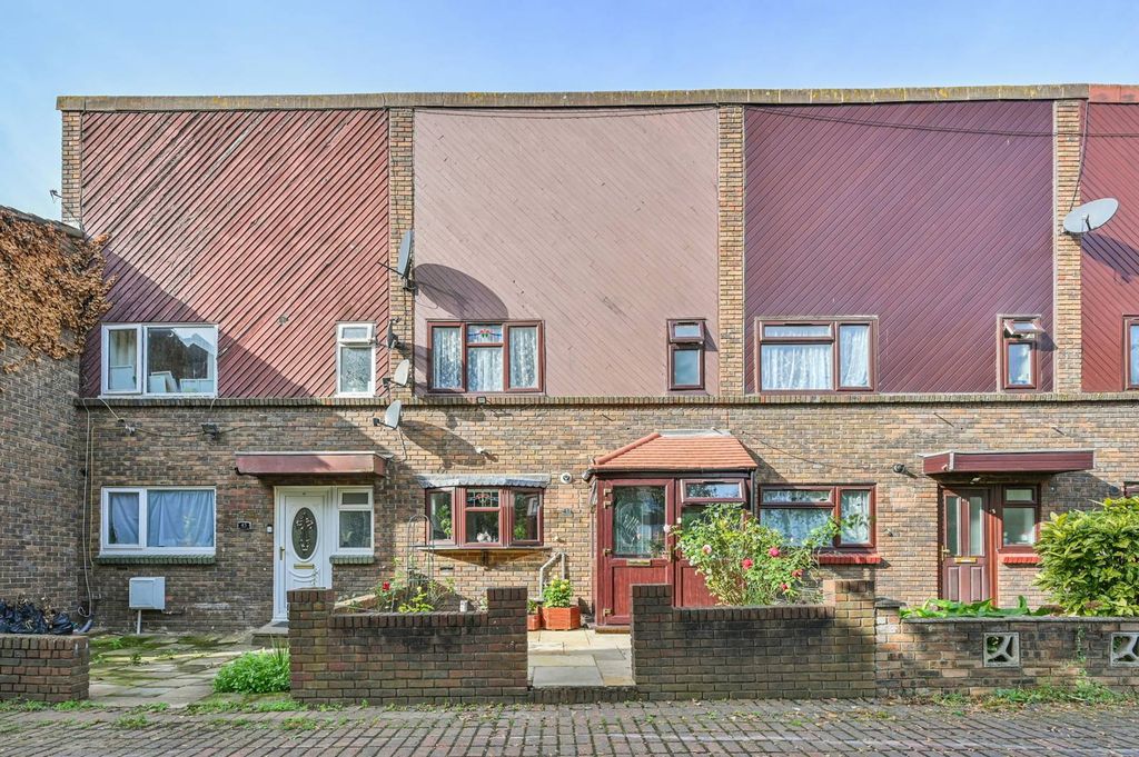 Property photo 1 of 12