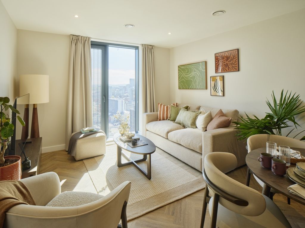 Property photo 3 of 12 Oneeastsideapts26...