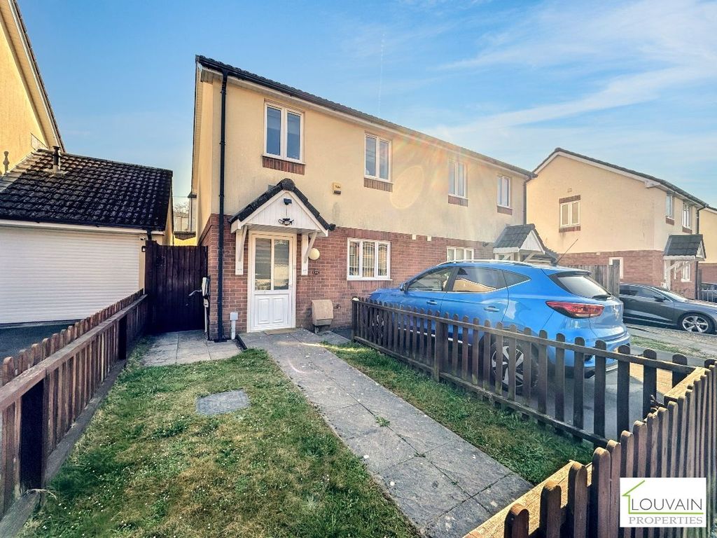 Property photo 1 of 30