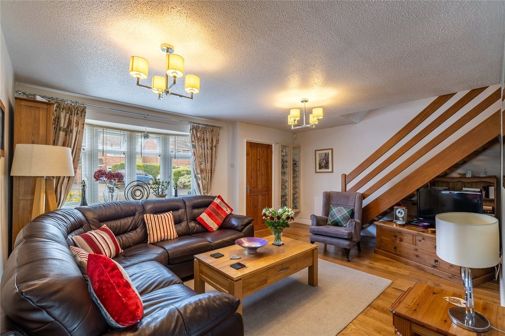 Property photo 3 of 43 Picture No. 43