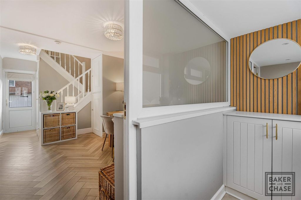 Property photo 3 of 26 Porch