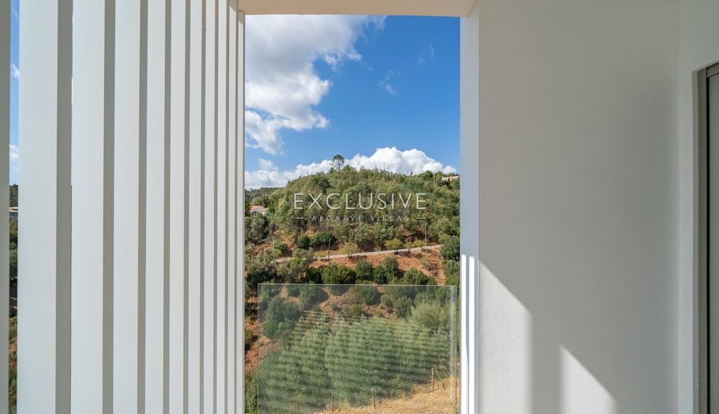 Property photo 3 of 56