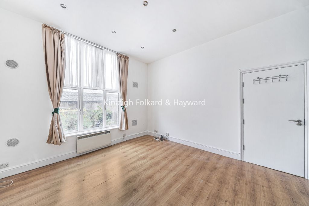 Property photo 1 of 4 Aa83769A-8Ffc-4F4c-A