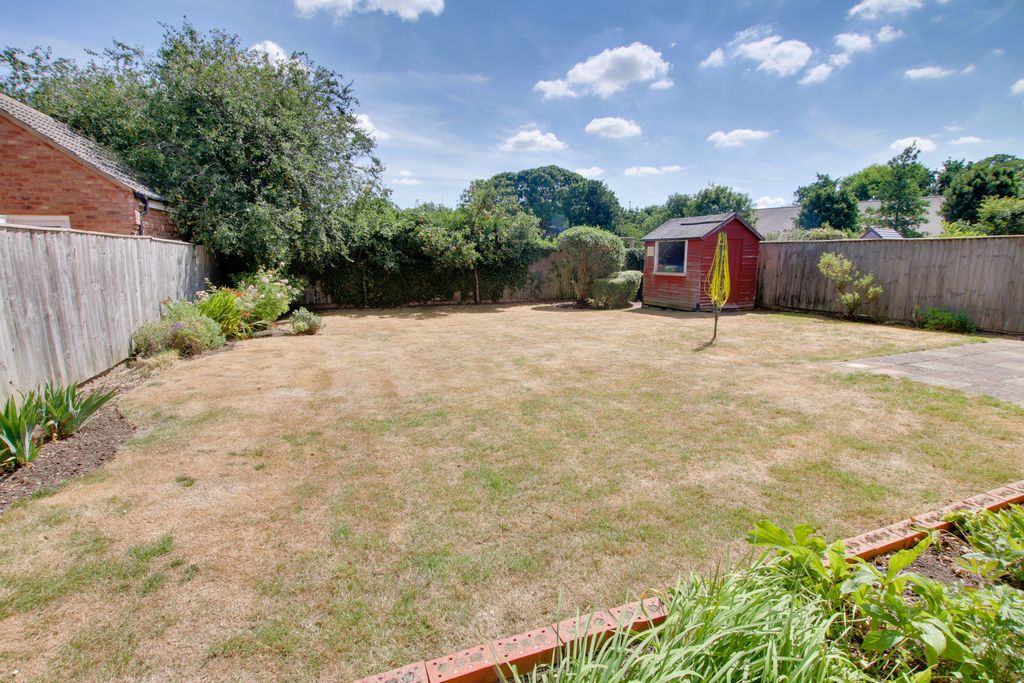 Property photo 2 of 15