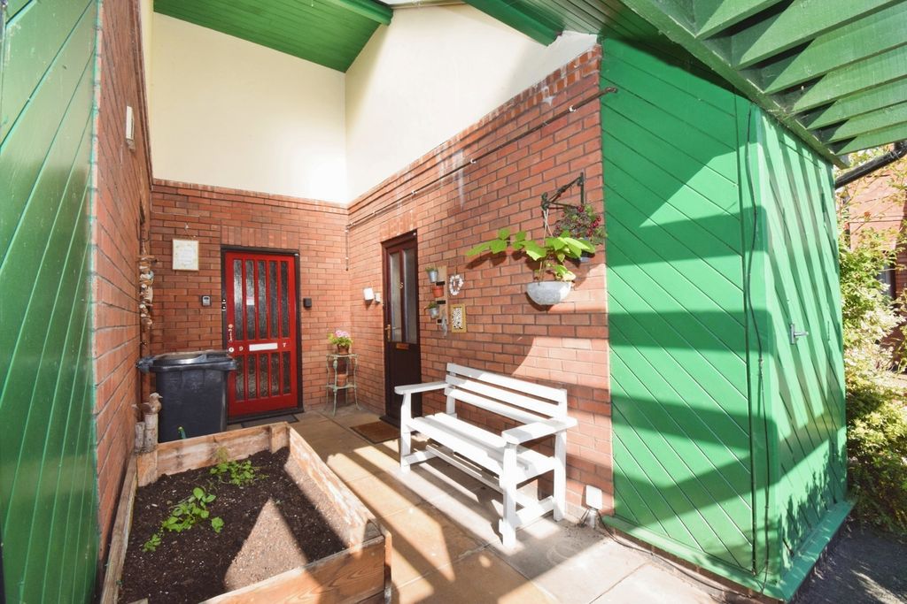 Property photo 2 of 14 Pbox-Img.Jpg
