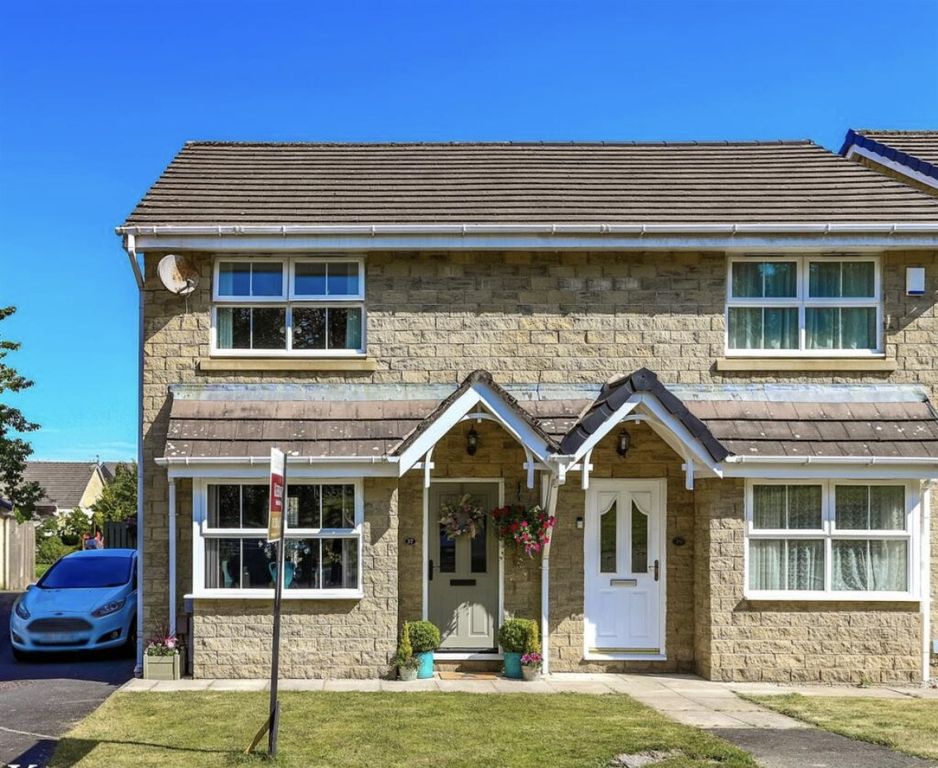 Property photo 1 of 23