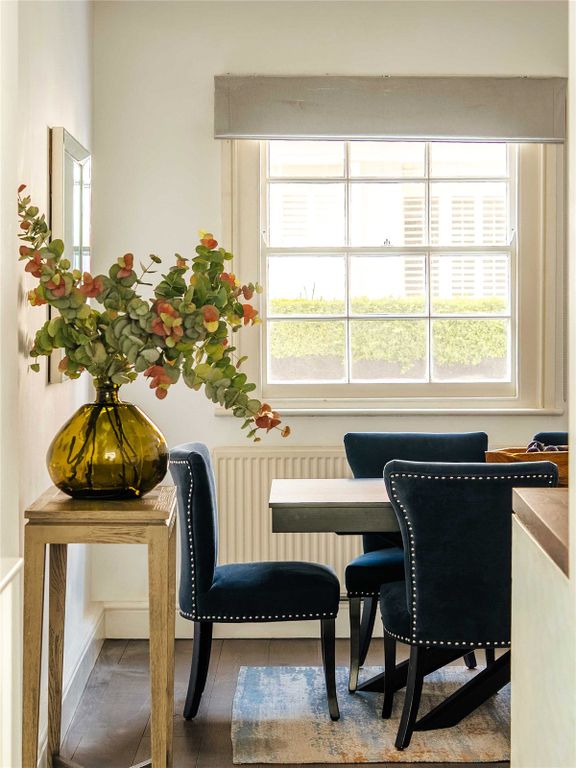 Property photo 3 of 7 Dining Room