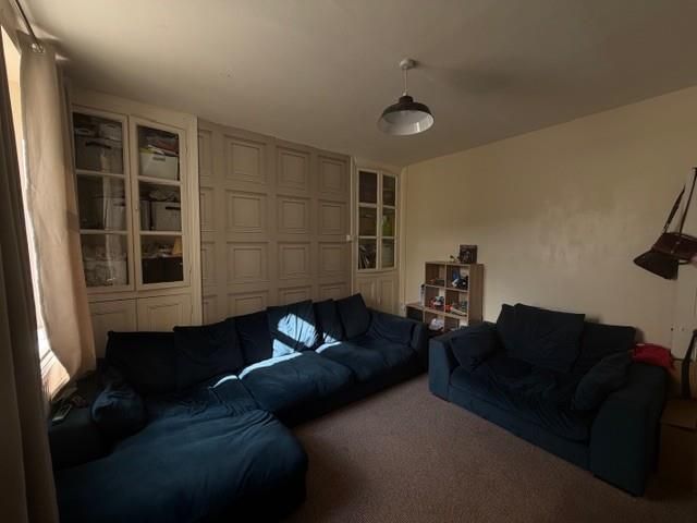 Property photo 2 of 5 Living Room.Jpg