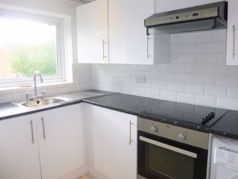 Property photo 1 of 5 Photo 3