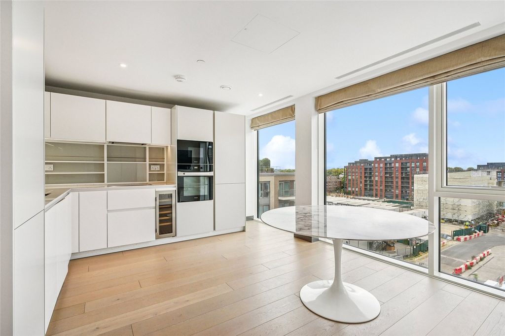 Property photo 2 of 15 Picture No. 08